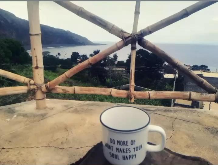 Kaza Ladera Bed & Breakfast Seladinha Екстериор снимка