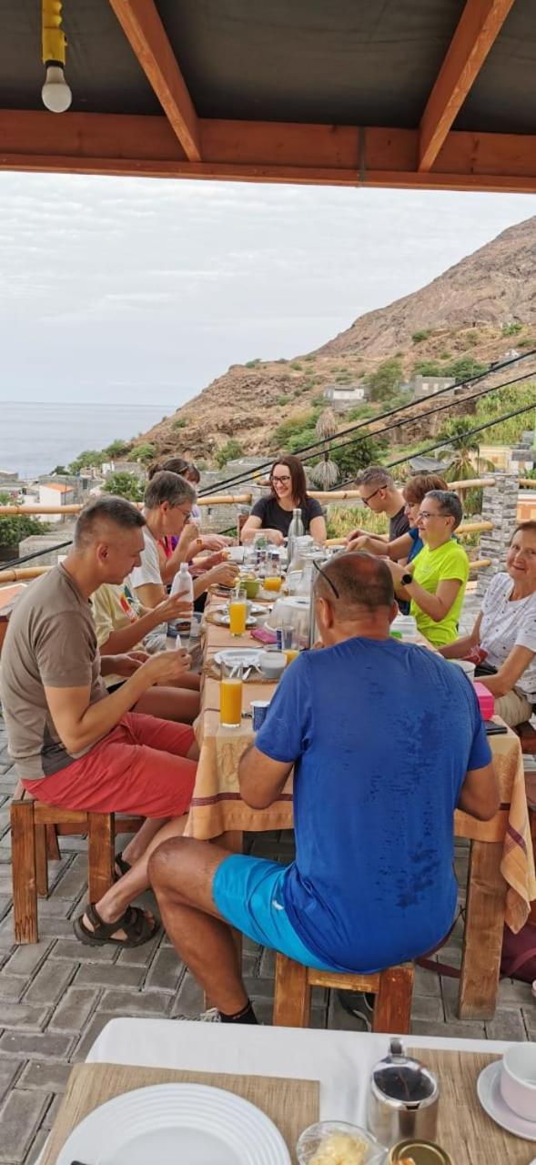 Kaza Ladera Bed & Breakfast Seladinha Екстериор снимка